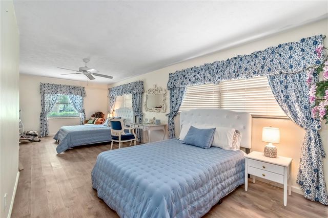 6157 W HIGHWAY 329, Reddick, FL 32686