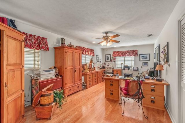 6157 W HIGHWAY 329, Reddick, FL 32686