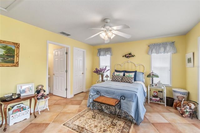 6157 W HIGHWAY 329, Reddick, FL 32686