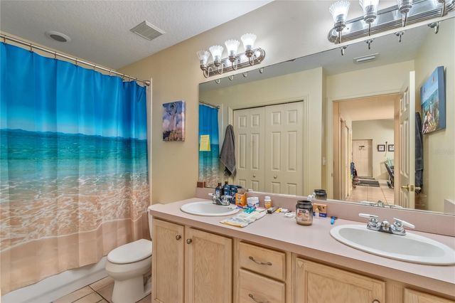 6157 W HIGHWAY 329, Reddick, FL 32686