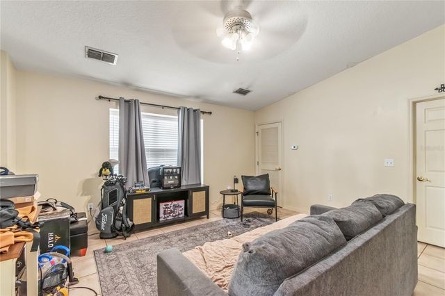 6157 W HIGHWAY 329, Reddick, FL 32686