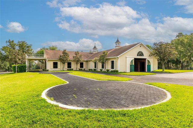 6157 W HIGHWAY 329, Reddick, FL 32686