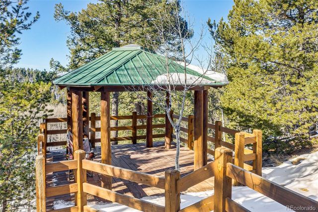 528 Mohawk Heights, Florissant, CO 80816