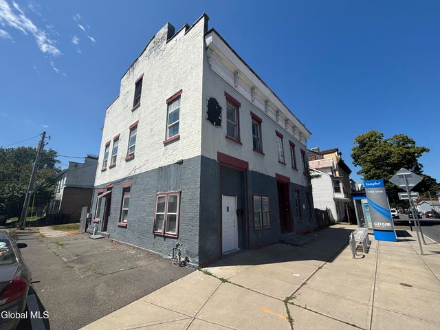 663 2nd Avenue 2S, Troy, NY 12182