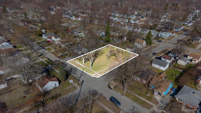 24300 McDonald Street, Dearborn Heights, MI 48125