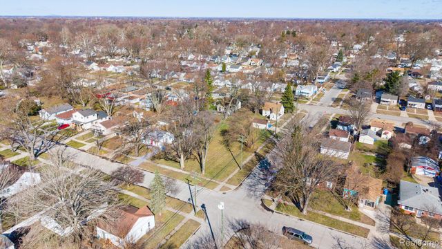 24300 McDonald Street, Dearborn Heights, MI 48125
