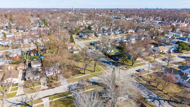 24300 McDonald Street, Dearborn Heights, MI 48125