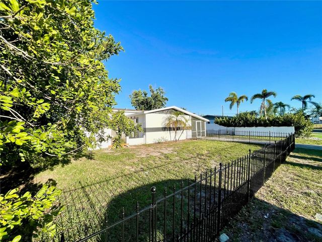 4608 S HESPERIDES STREET, Tampa, FL 33611