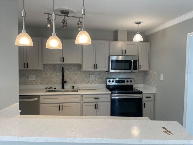 4608 S HESPERIDES STREET, Tampa, FL 33611