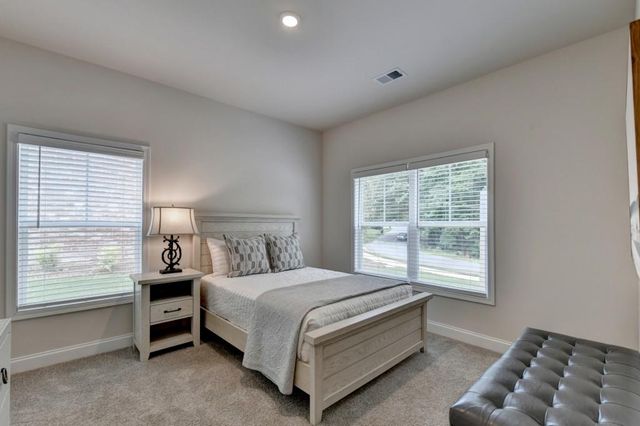 850 Glennferry Bend SW, Mableton, GA 30126