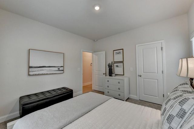 850 Glennferry Bend SW, Mableton, GA 30126