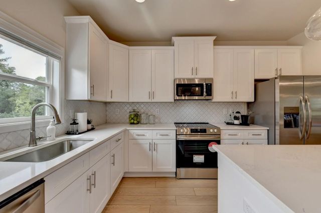 850 Glennferry Bend SW, Mableton, GA 30126