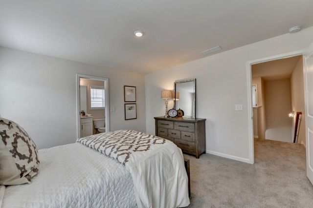 850 Glennferry Bend SW, Mableton, GA 30126