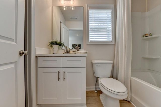 850 Glennferry Bend SW, Mableton, GA 30126