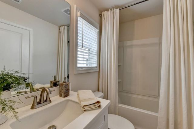 850 Glennferry Bend SW, Mableton, GA 30126