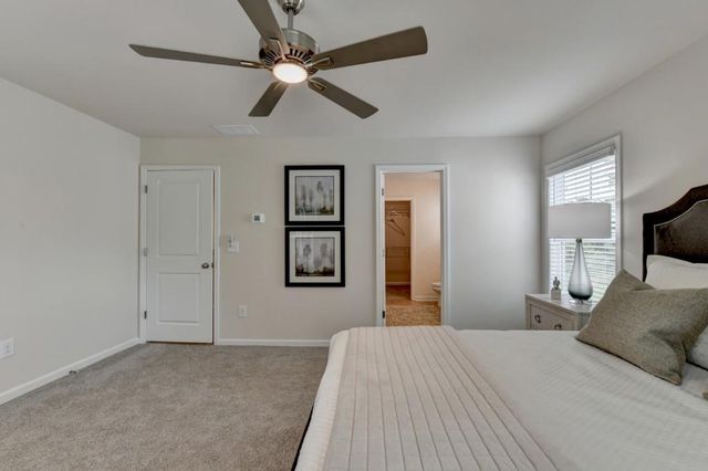 850 Glennferry Bend SW, Mableton, GA 30126