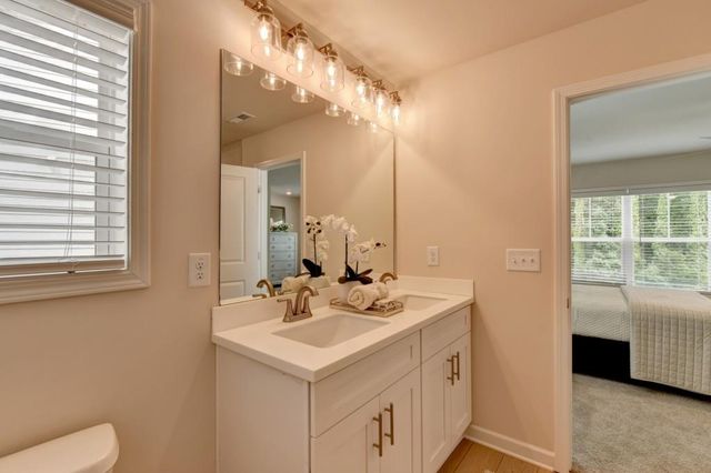 850 Glennferry Bend SW, Mableton, GA 30126