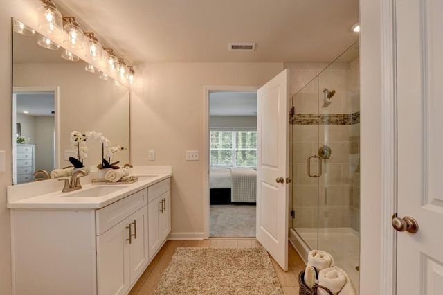 850 Glennferry Bend SW, Mableton, GA 30126