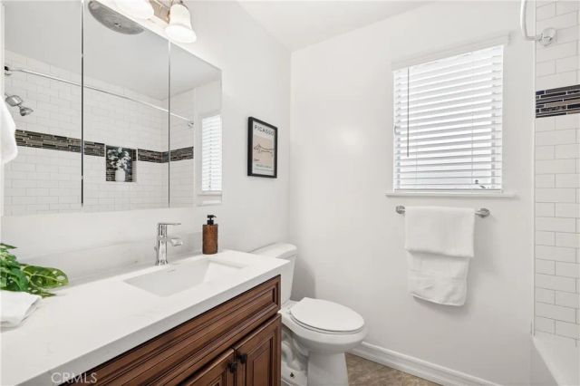 15944 Gledhill, North Hills, CA 91343