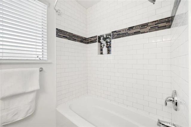 15944 Gledhill, North Hills, CA 91343