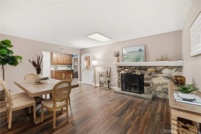 15944 Gledhill, North Hills, CA 91343