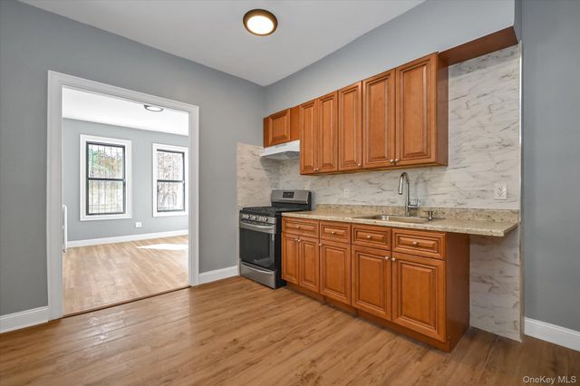 438 E 98th Street 1-R, Brooklyn, NY 11212