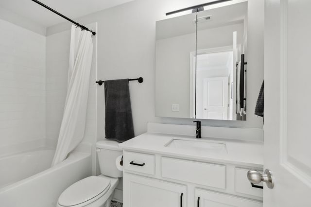852 Westcott Ln, Antioch, TN 37013