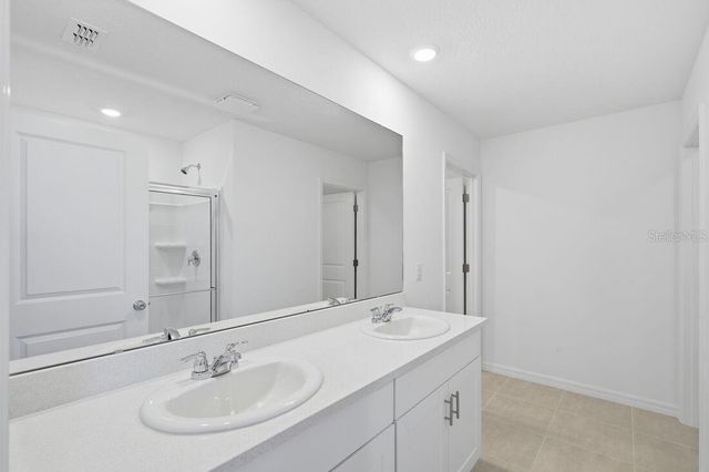 7351 CAPSTONE DRIVE, Groveland, FL 34736