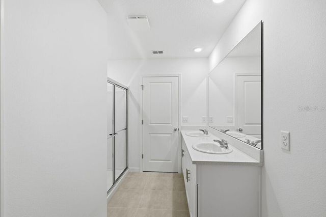 7351 CAPSTONE DRIVE, Groveland, FL 34736