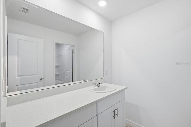 7351 CAPSTONE DRIVE, Groveland, FL 34736