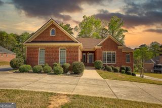 3914 Hershel Dr, Douglasville, GA 30134