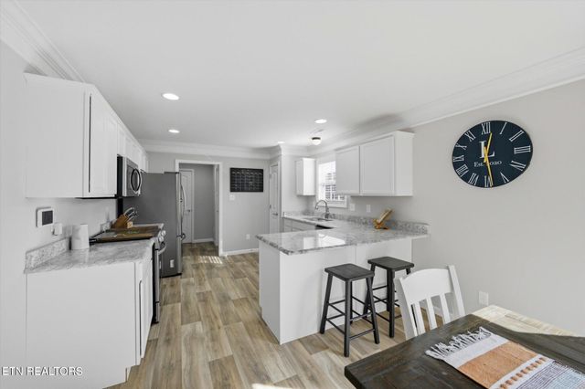 7424 Rugged Bark Lane, Knoxville, TN 37924