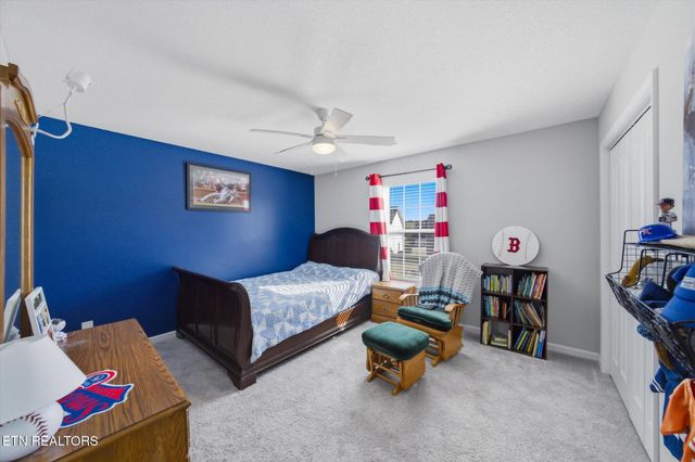 7424 Rugged Bark Lane, Knoxville, TN 37924