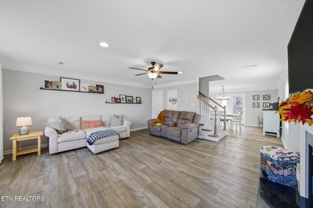 7424 Rugged Bark Lane, Knoxville, TN 37924