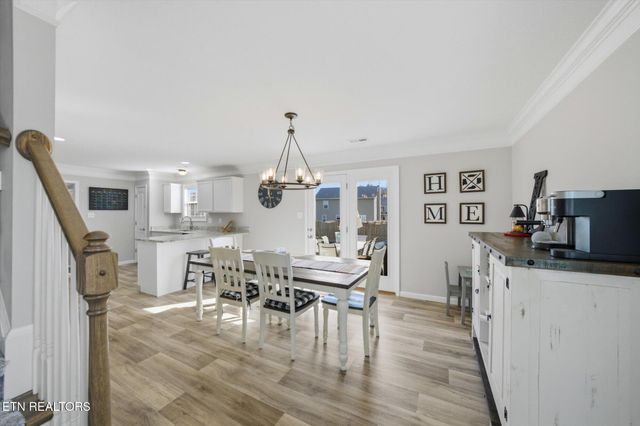 7424 Rugged Bark Lane, Knoxville, TN 37924