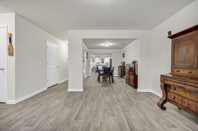 169 Carriagebrook Circle, Camden, SC 29020