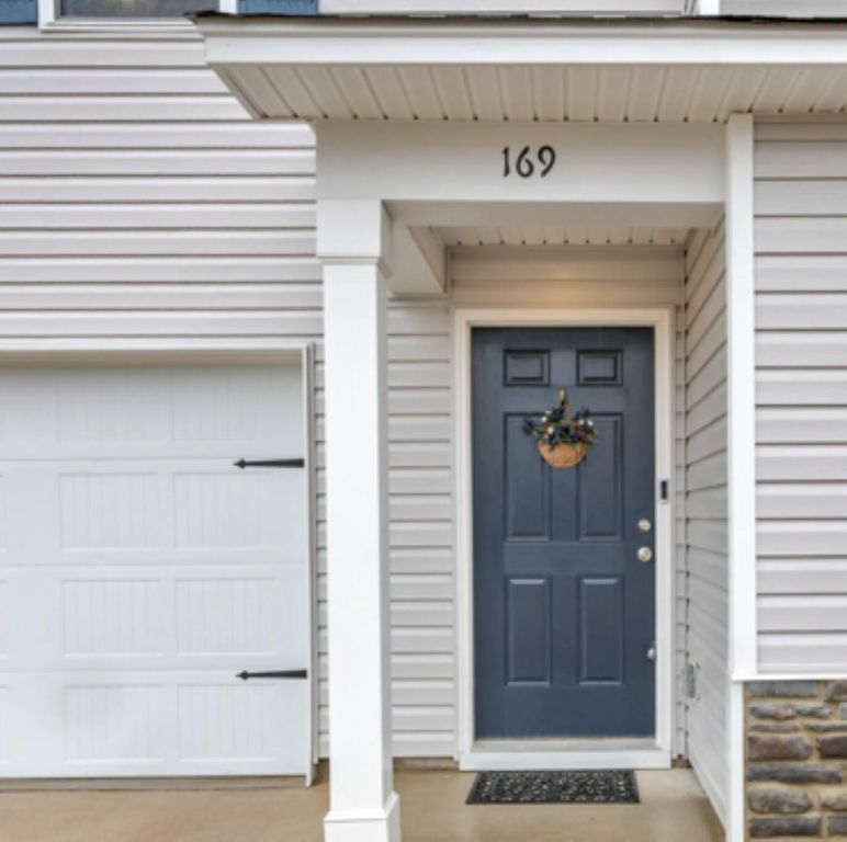 169 Carriagebrook Circle, Camden, SC 29020