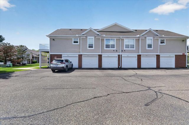 16773 Carriage Way, Northville Township, MI 48168