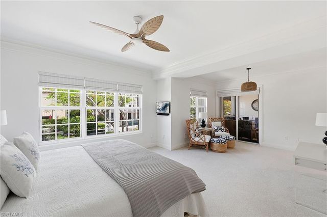 411 6th ST S 202, Naples, FL 34102