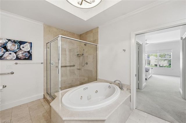 411 6th ST S 202, Naples, FL 34102