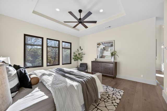 23310 Darkhorse Dr, Auburn, CA 95602