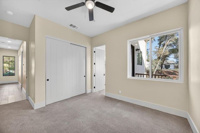 23310 Darkhorse Dr, Auburn, CA 95602
