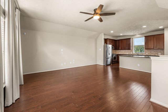 3327 Home Point Drive, Houston, TX 77091