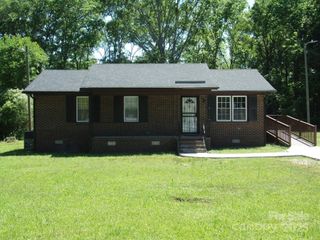 556 Roundtree Circle, Chester, SC 29706