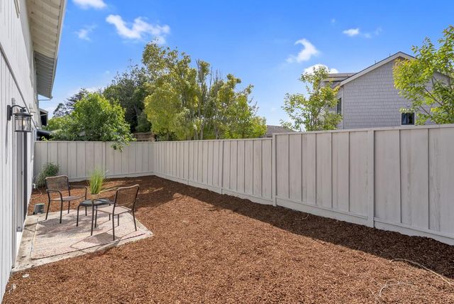 1727 Foster Court, Santa Cruz, CA 95062
