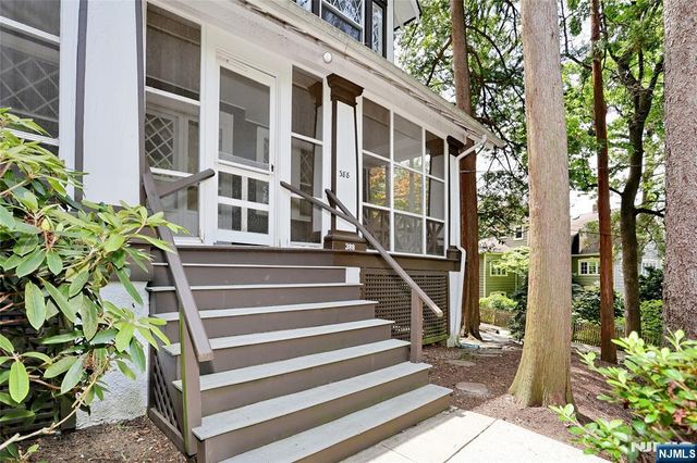388 Allaire Avenue, Leonia, NJ 07605