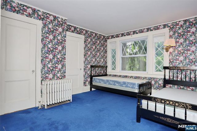 388 Allaire Avenue, Leonia, NJ 07605