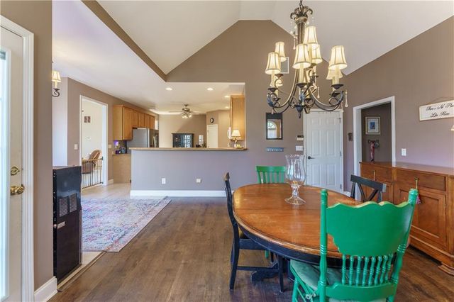 6506 Vista View Court, Flowery Branch, GA 30542