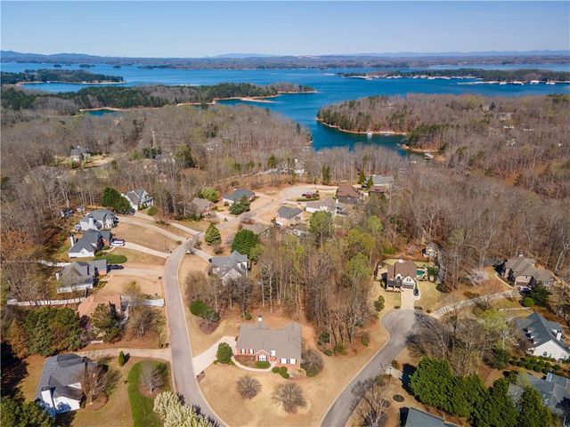 6506 Vista View Court, Flowery Branch, GA 30542