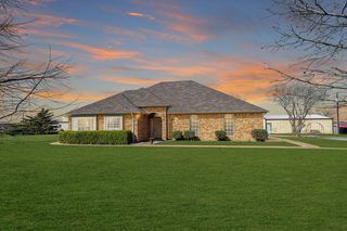 2075 Huling Road, Sanger, TX 76266